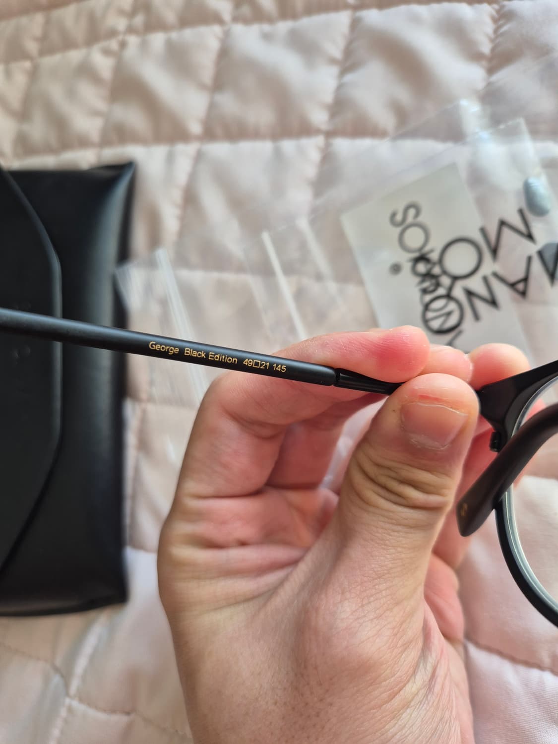 마노모스 조지 블랙에디션 판매합니다 상품이미지4