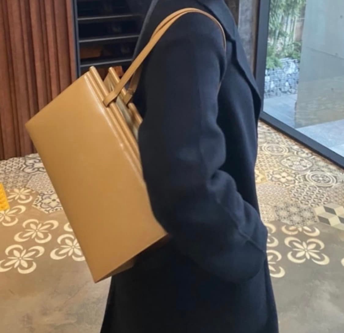 투티에 파라렐백 베이지 상품이미지1