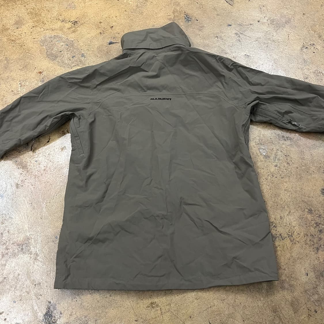 [정품/S] 마무트 바람막이 자켓 카키색 b16 상품이미지4