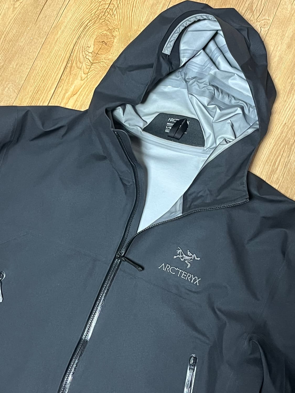 아크테릭스 베타 AL 상품이미지1