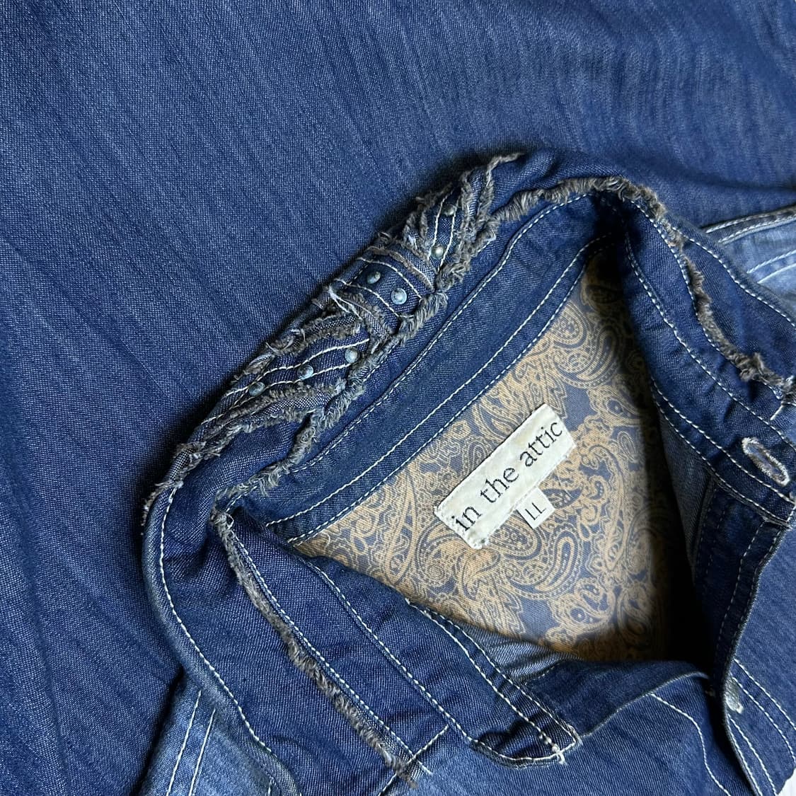 인더애틱 union jack denim shirt 상품이미지5