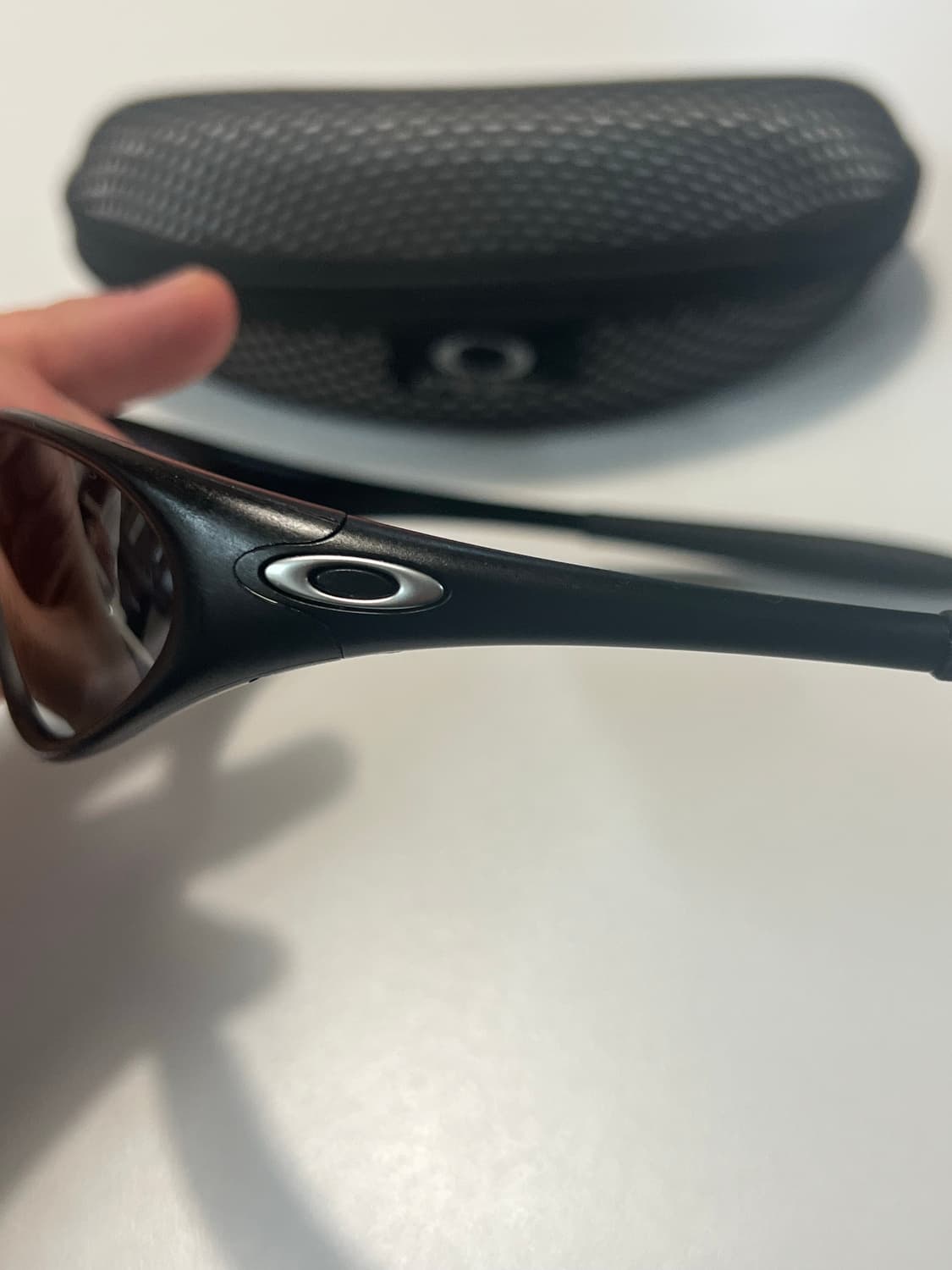 오클리 빈티지 oakley 미뉴트 1.0 매트블랙 상품이미지3