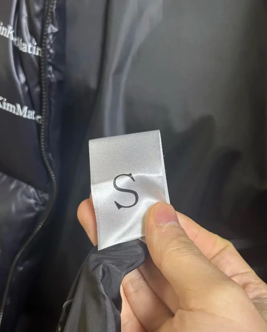 마땡킴 글로우 패딩 판매합니다 상품이미지4