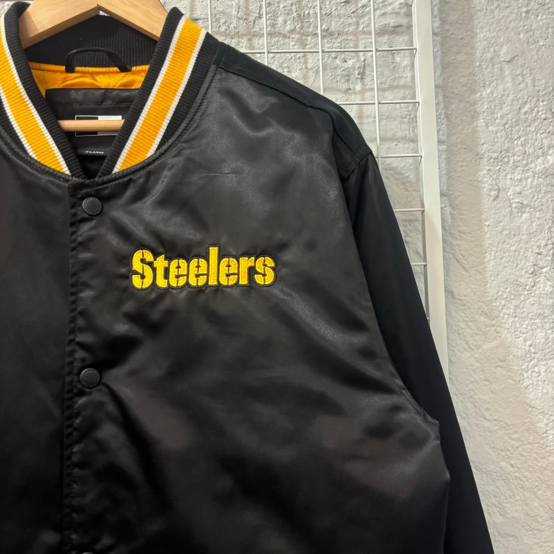 뉴에라 NFL 피츠버그 스틸러스 블랙 바시티 자켓 XL 상품이미지5