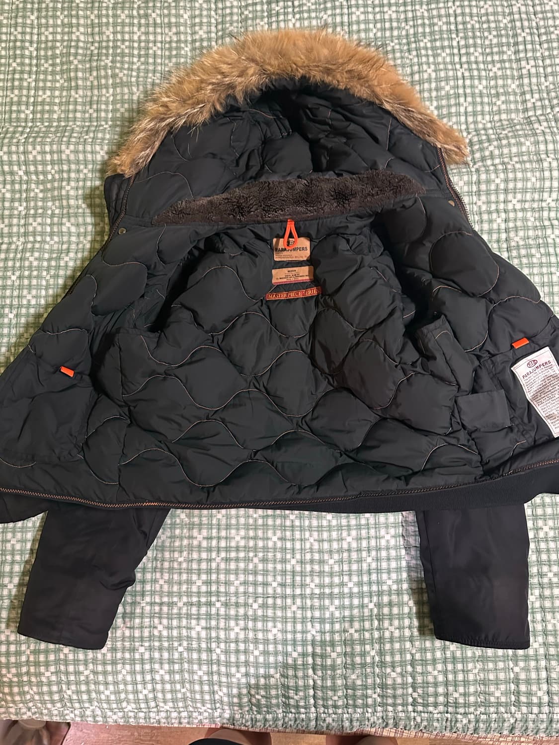 파라점퍼스 고비 판매합니다 상품이미지2