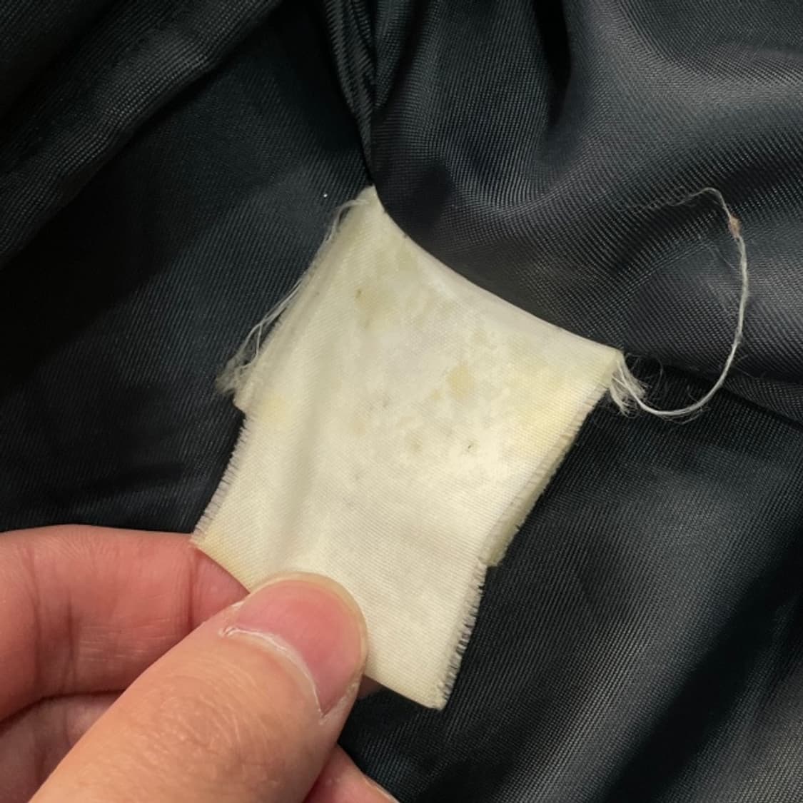 105 입생로랑 패딩조끼  상품이미지4