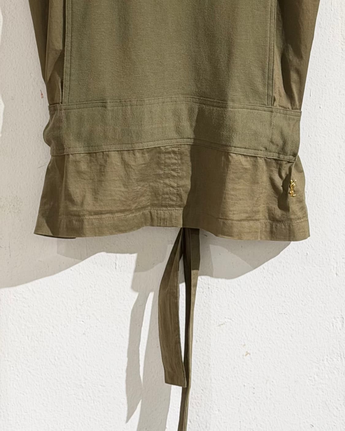 이브 생로랑 카키 스트랩 슬리브리스 상품이미지5