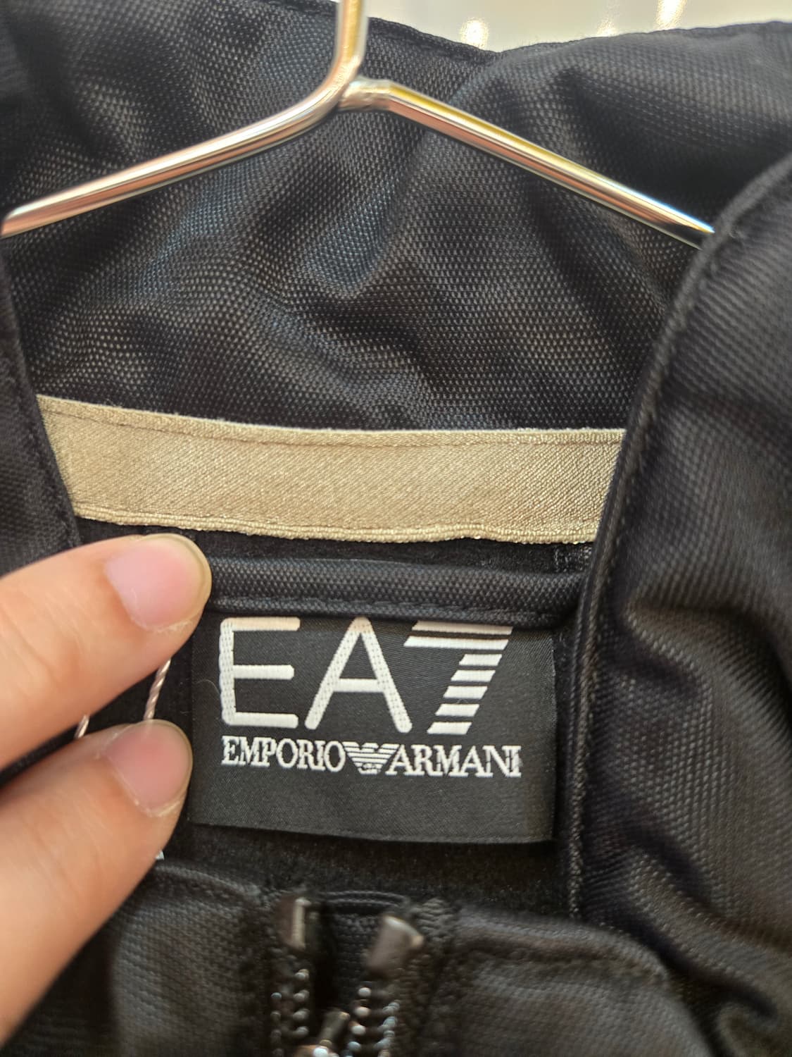 EA7 엠포리오 아르마니 남성 본딩 집업 재킷  상품이미지4