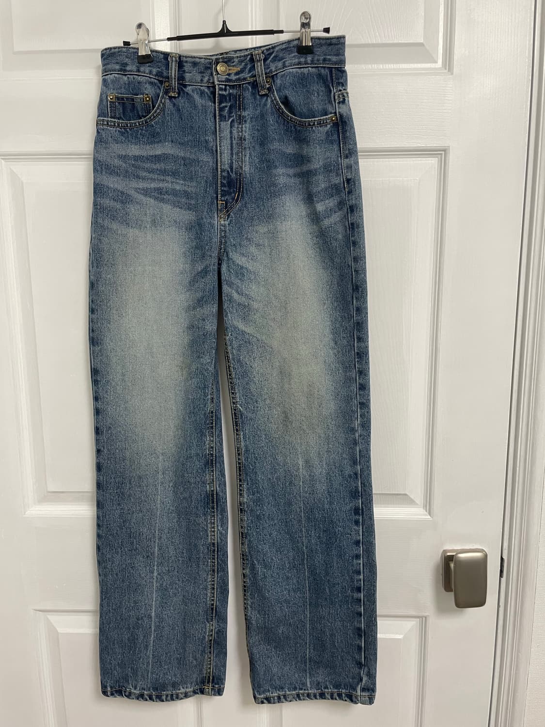 워싱 데님 일자핏 팬츠 상품이미지2