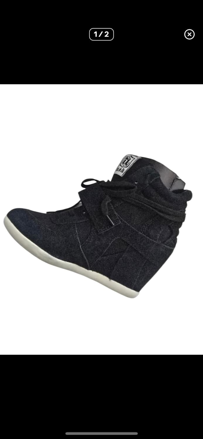 아쉬 신발 블랙 둘중 하나 240 구해요  상품이미지1