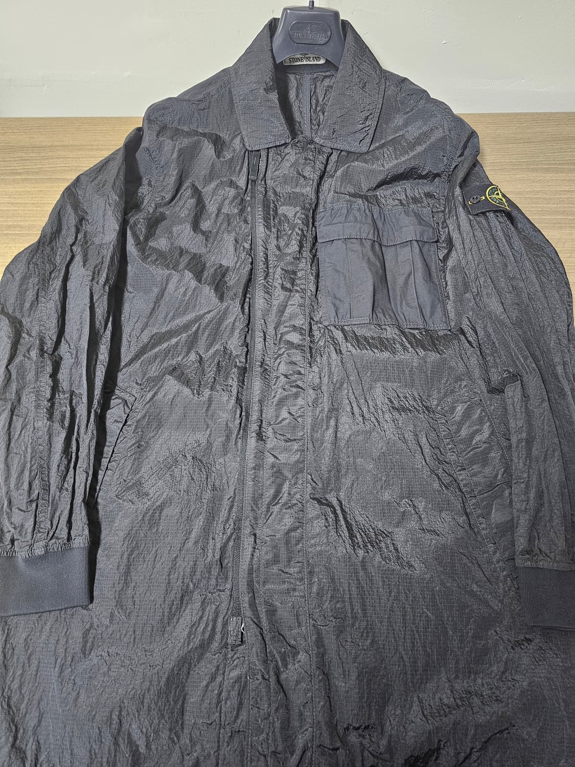 스톤아일랜드 나일론 메탈 와트로 립스탁 롱 자켓 상품이미지4