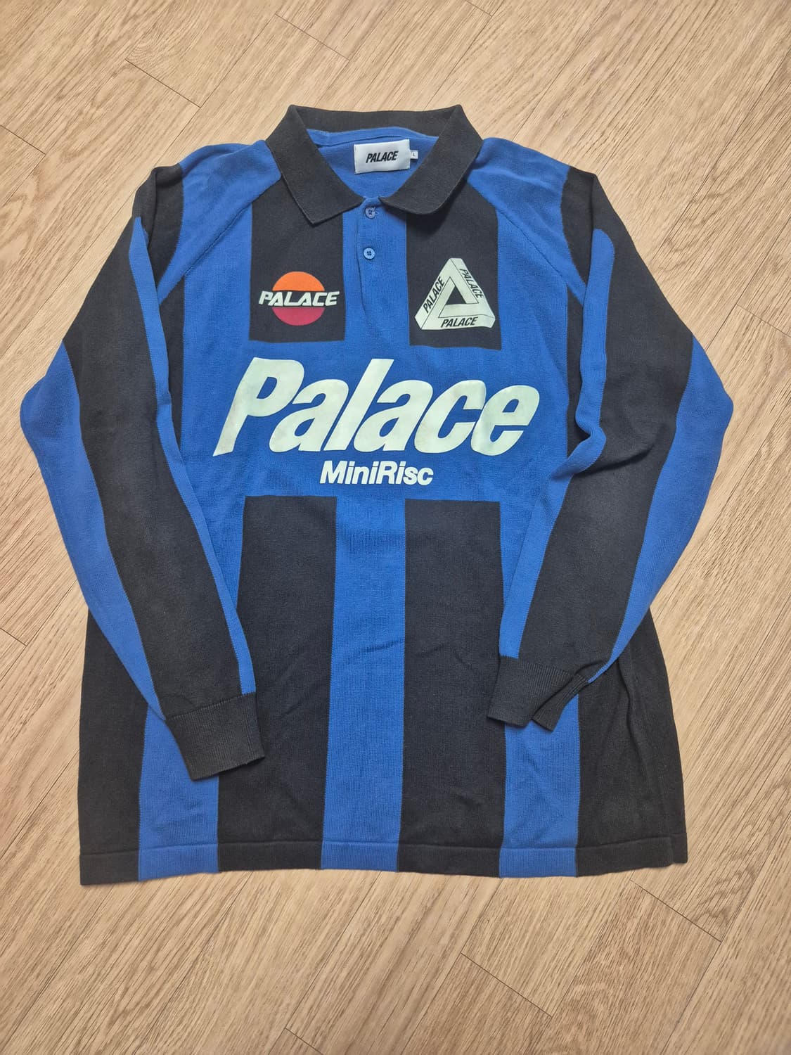 팔라스 니트 판매합니다 상품이미지1