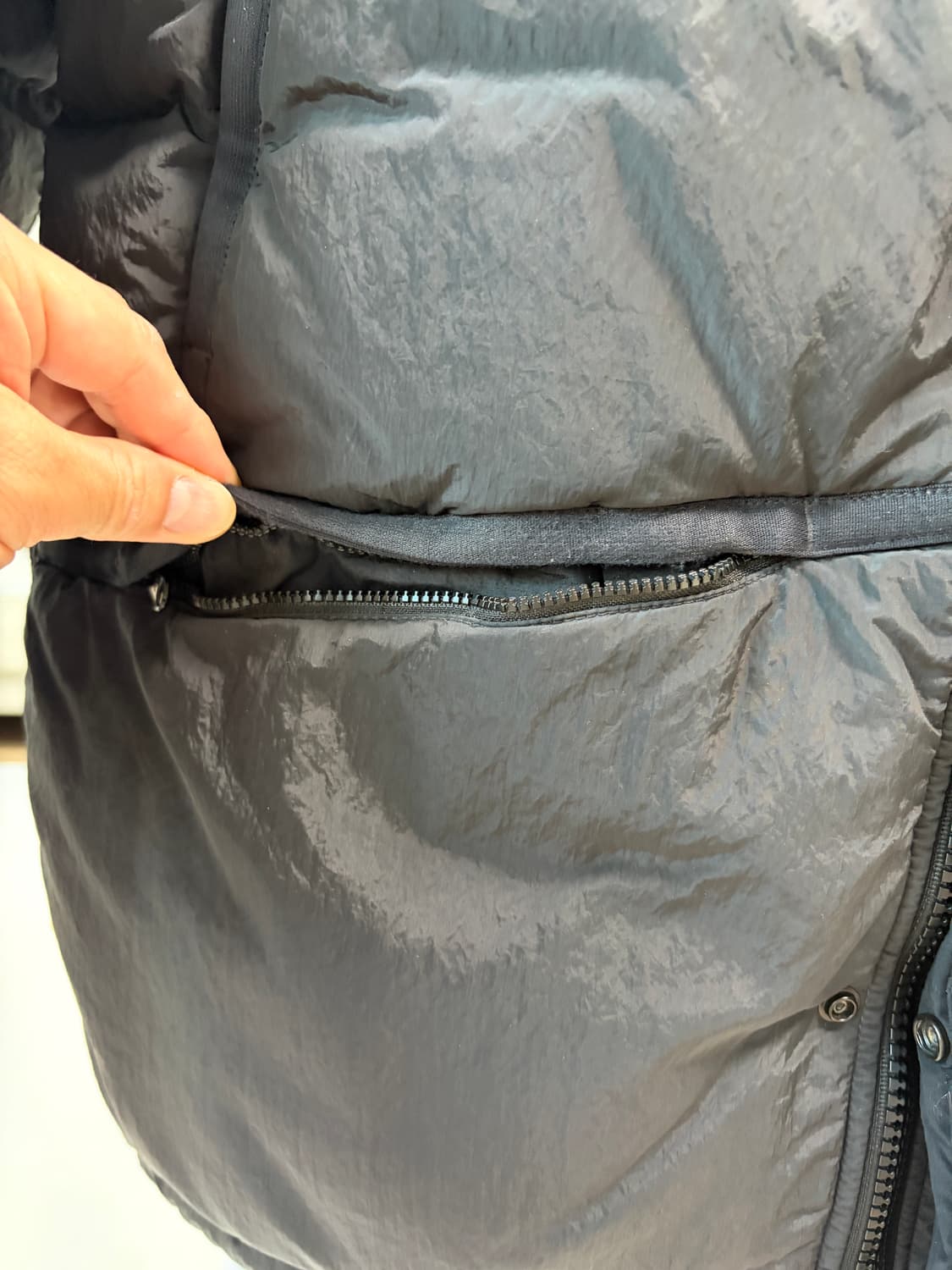 스톤아일랜드 나일론 메탈 다운 패딩(L) 상품이미지6