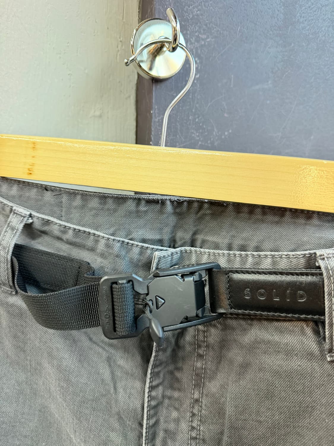 82/ 솔리드옴므 21FW 벨티드 워싱 팬츠 상품이미지5