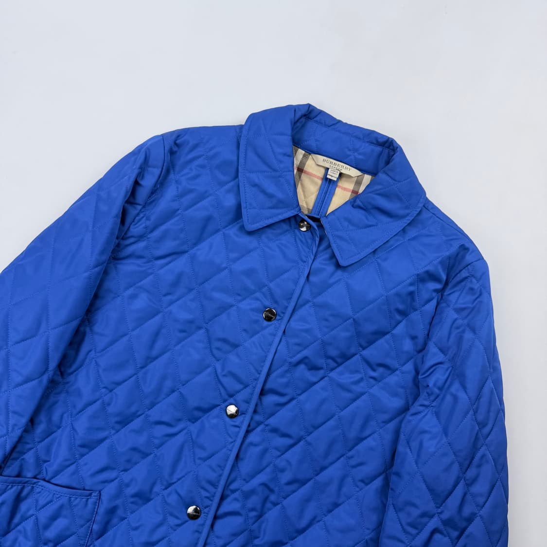 버버리 다이아몬드 퀼팅자켓 블루 상품이미지2