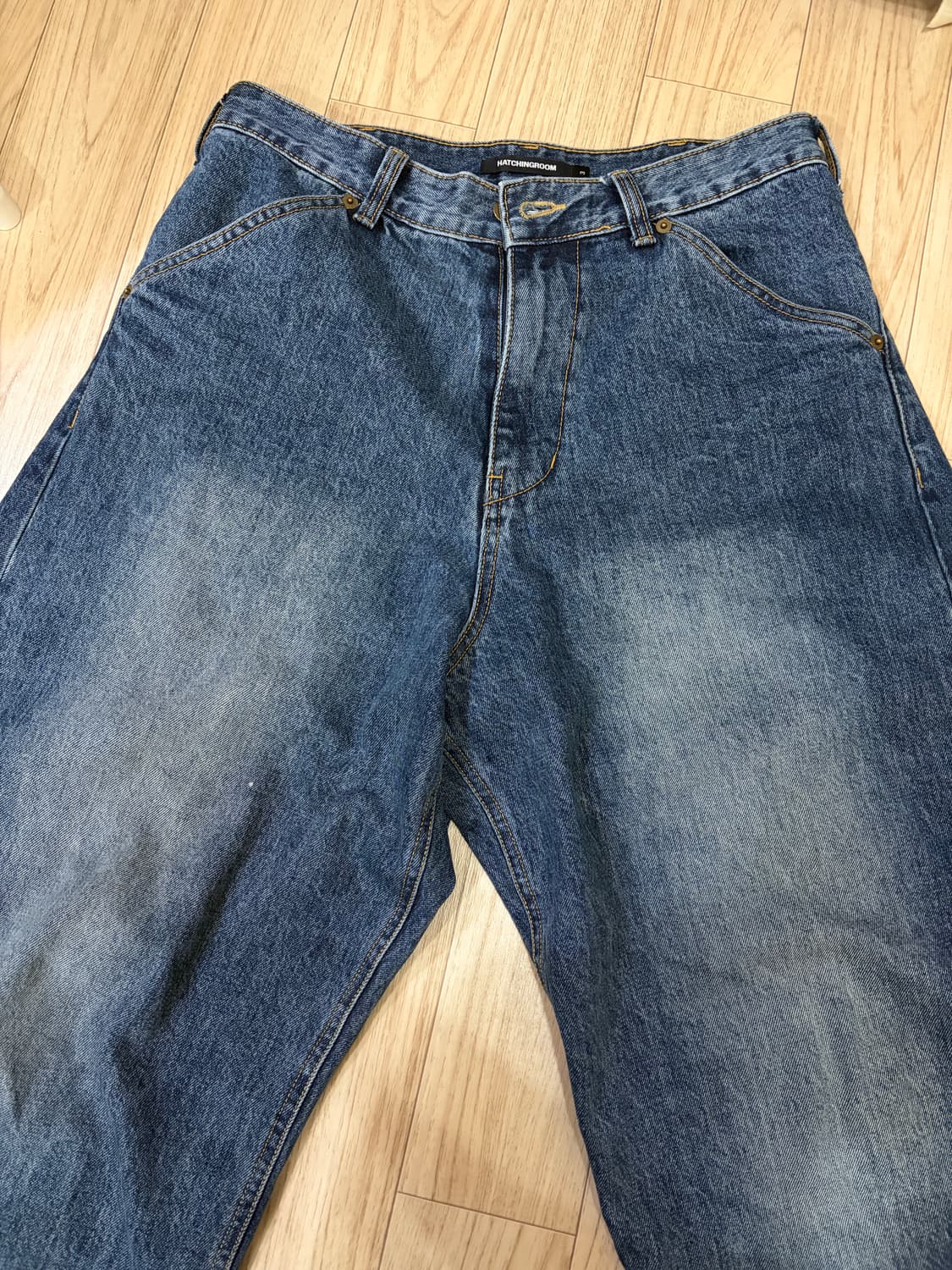 해칭룸 와이드 커브진 워시드 블루 상품이미지2