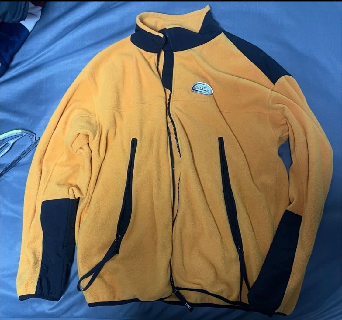 LMC 노란색 후리스 라지 사이즈 상품이미지1