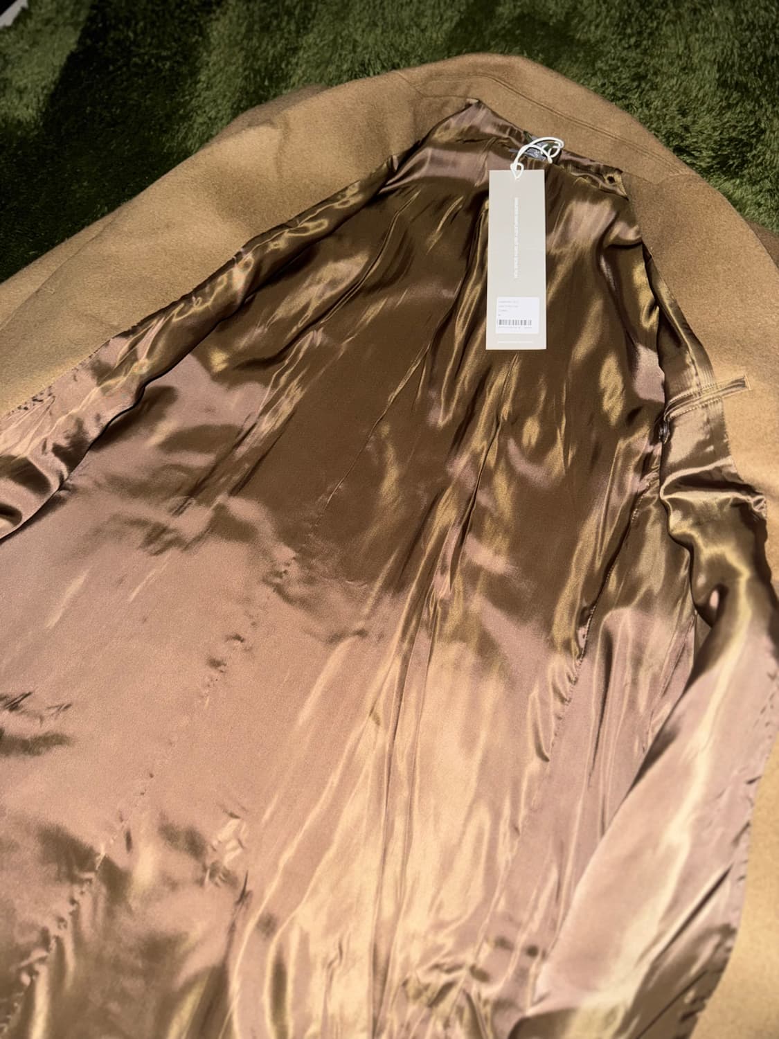 [M] 언어펙티드 21FW 오버사이즈드 더블 브레스티드 코트 카멜 상품이미지5