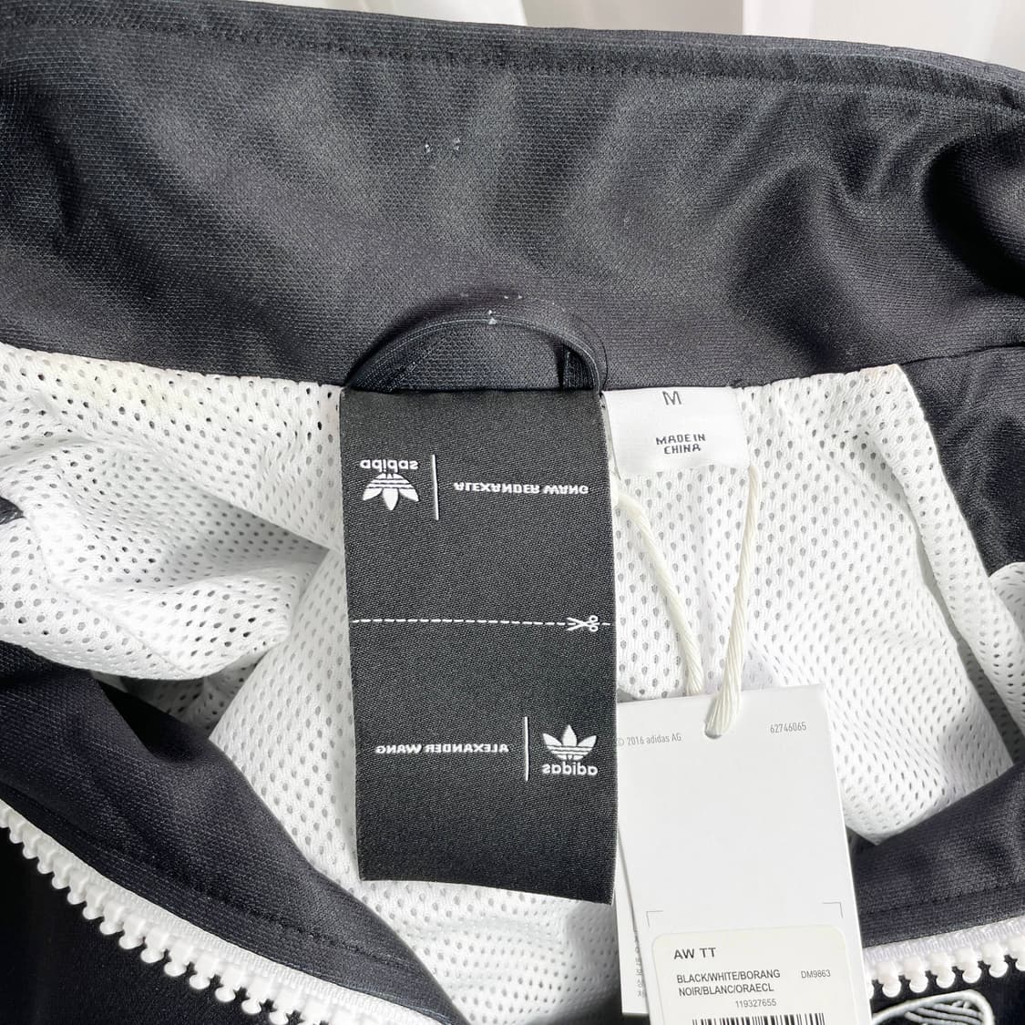 B1 아디다스X알렉산더왕 새상품 페이스사이드 트랙탑 M사이즈 상품이미지4