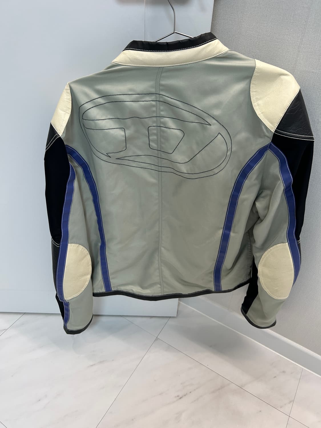 디젤 J-크리에이터 컬러블록 나일론 바이커 자켓 블랙 그레이 48 상품이미지9