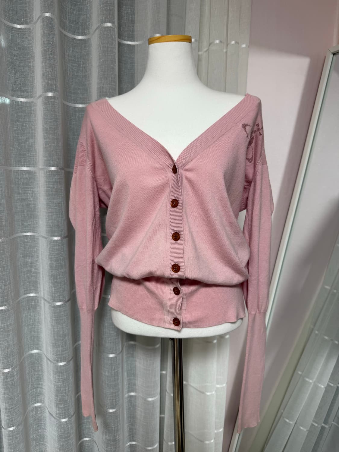 비비안웨스트우드 딸기우유 핑크 가디건 상품이미지2