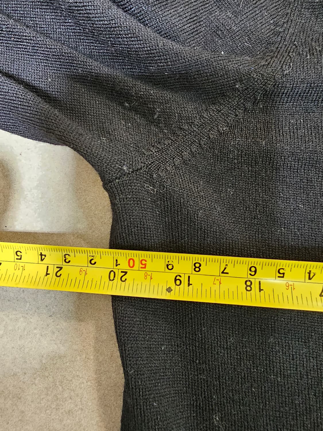 유니클로 V넥 모 니트 L 상품이미지5