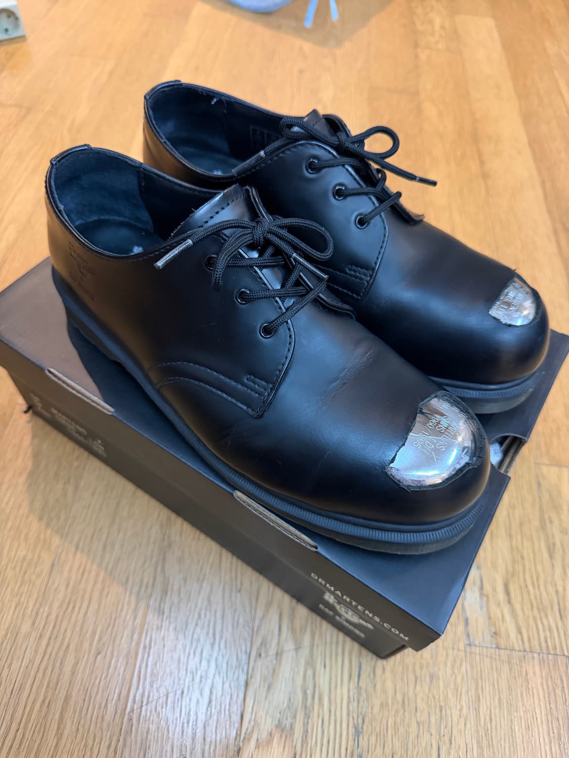 라프시몬스 닥터마틴 스틸토 280 상품이미지1