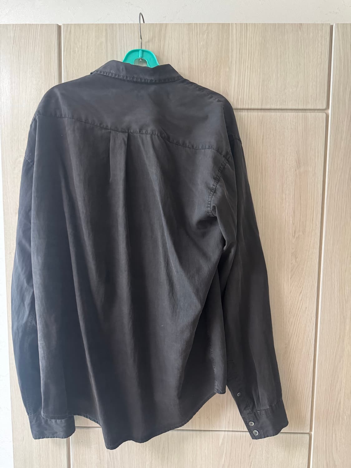 해칭룸 라나셔츠 차콜 4 상품이미지5