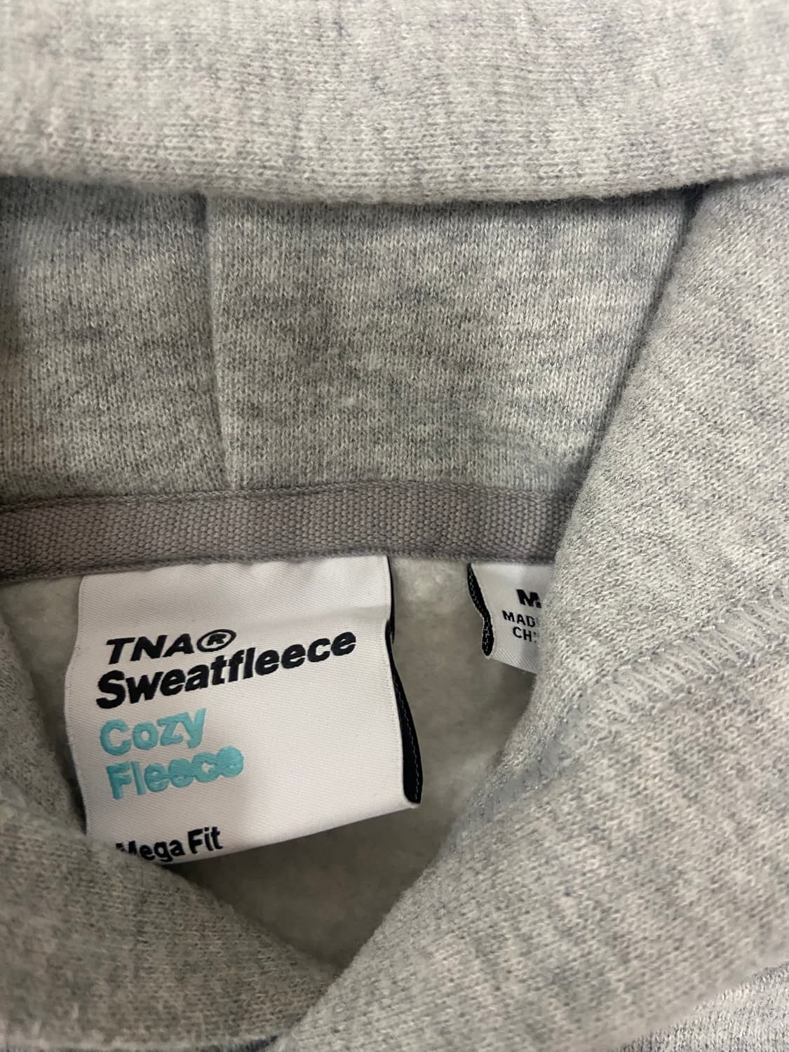 Aritzia 메가 래글런 오버사이즈 후디 상품이미지3