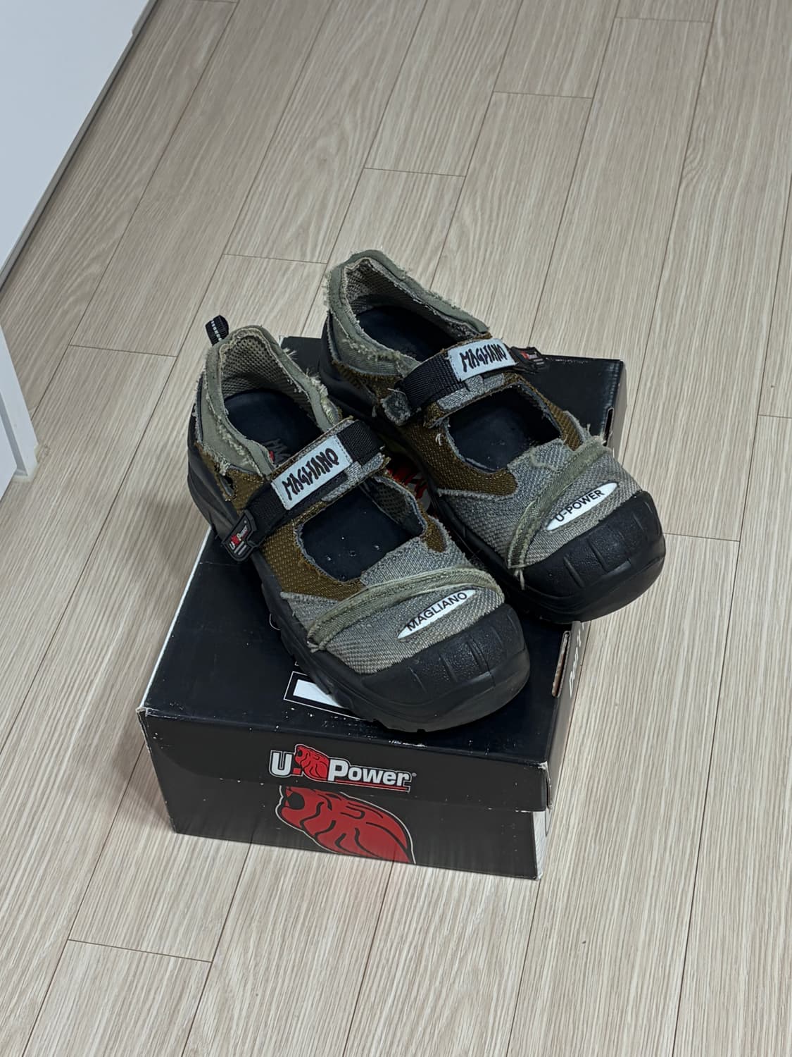 MAGLIANO × U-POWER Scandy 42 사이즈 상품이미지2