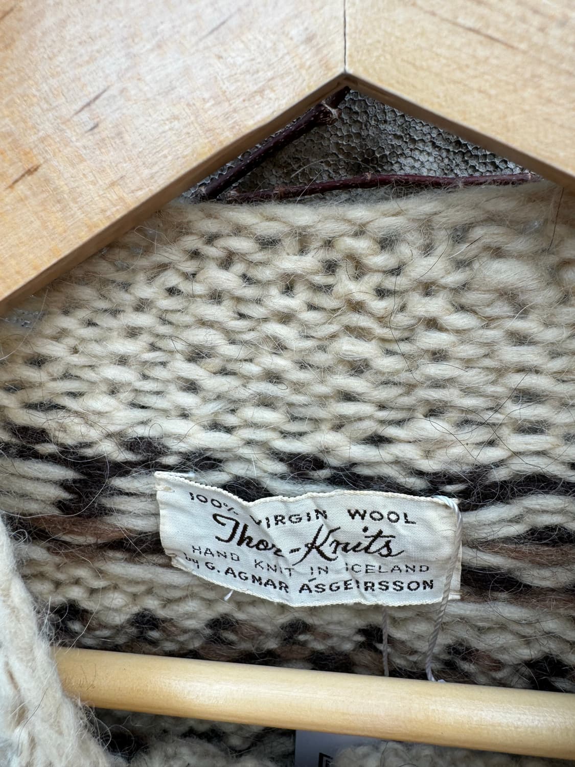 아일랜드 제작 빈티지 노르딕 패턴 핸드 버진 울 니트 가디건 상품이미지4