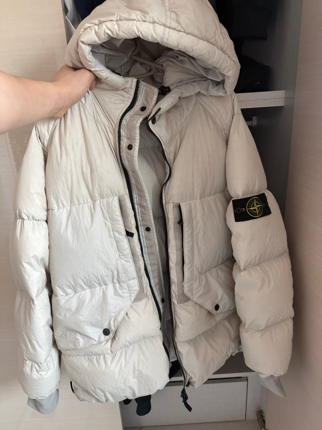 스톤아일랜드 크링클립스 23fw/L/네고가능/와펜상태 최상 상품이미지1