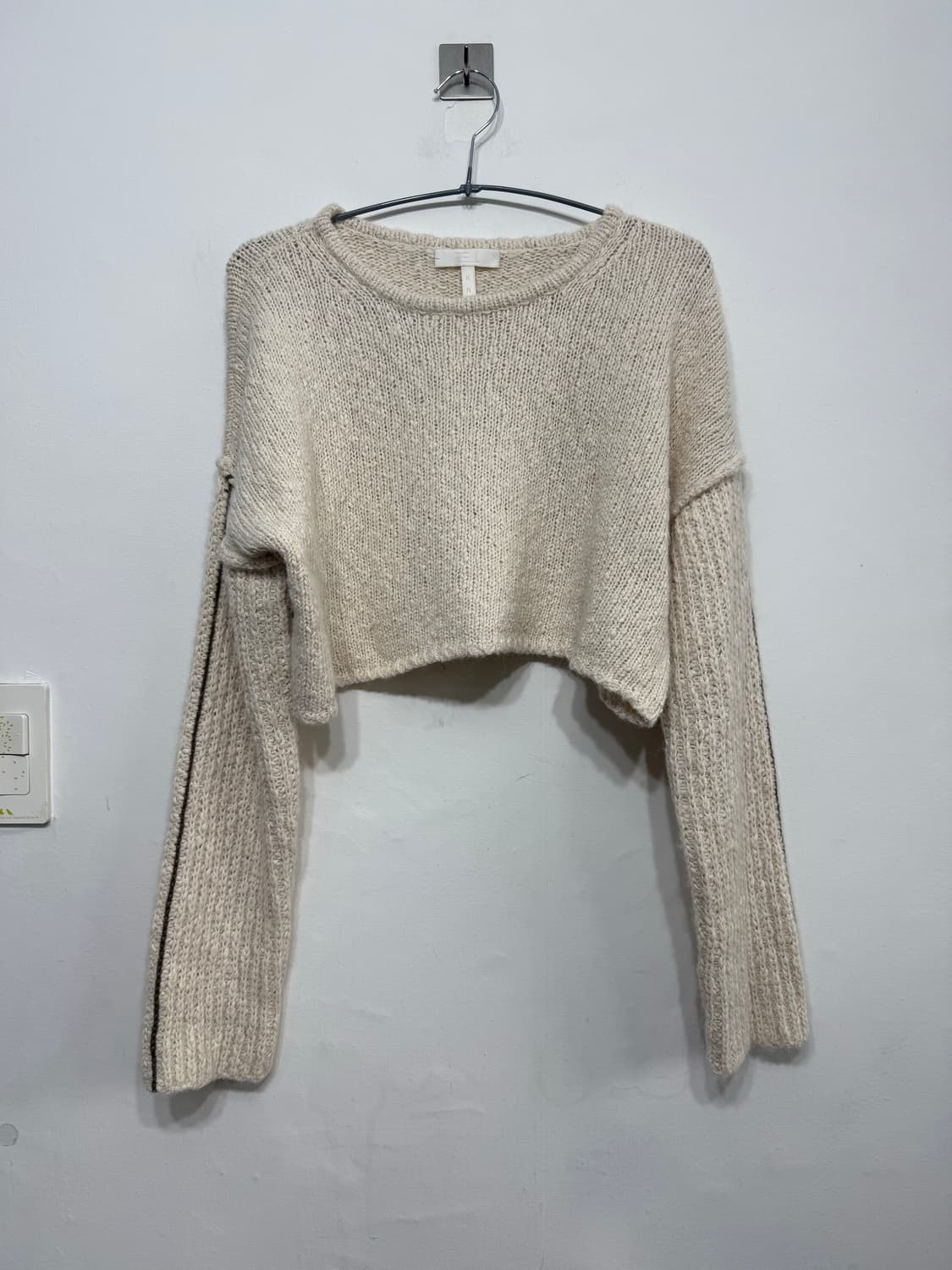 리엘 RE_L 스티치라인 크롭니트 free 상품이미지2