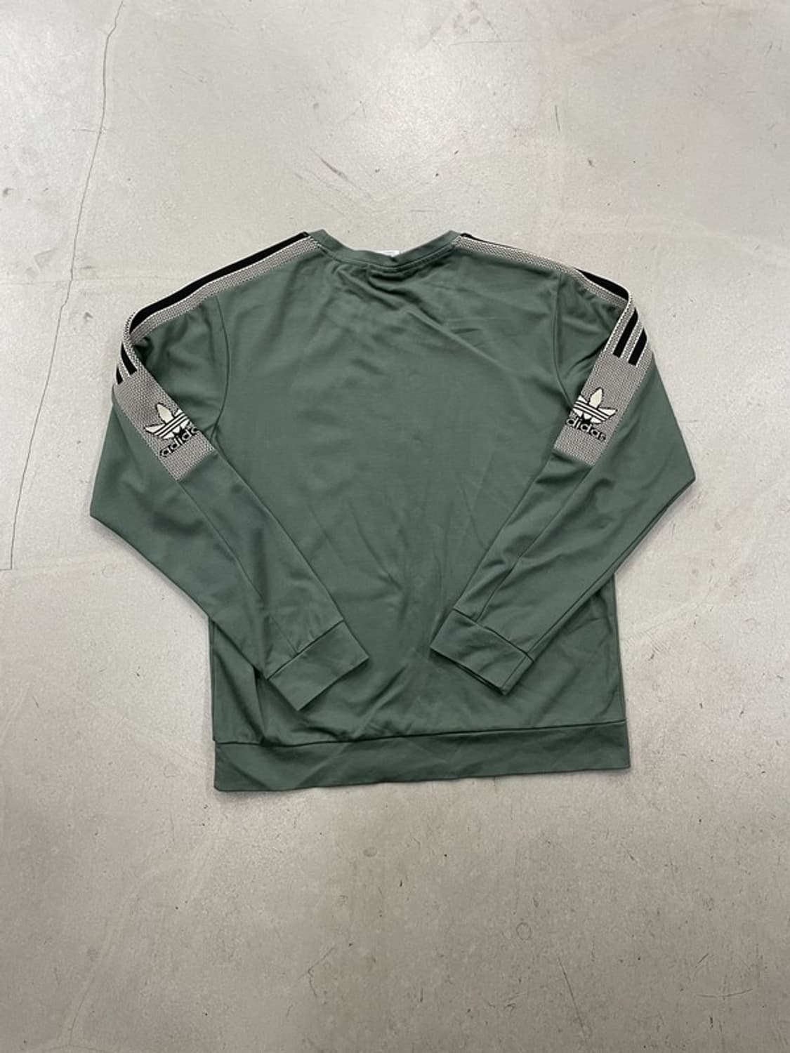 아디다스 삼선 리카이브 크루 맨투맨 XL 상품이미지2