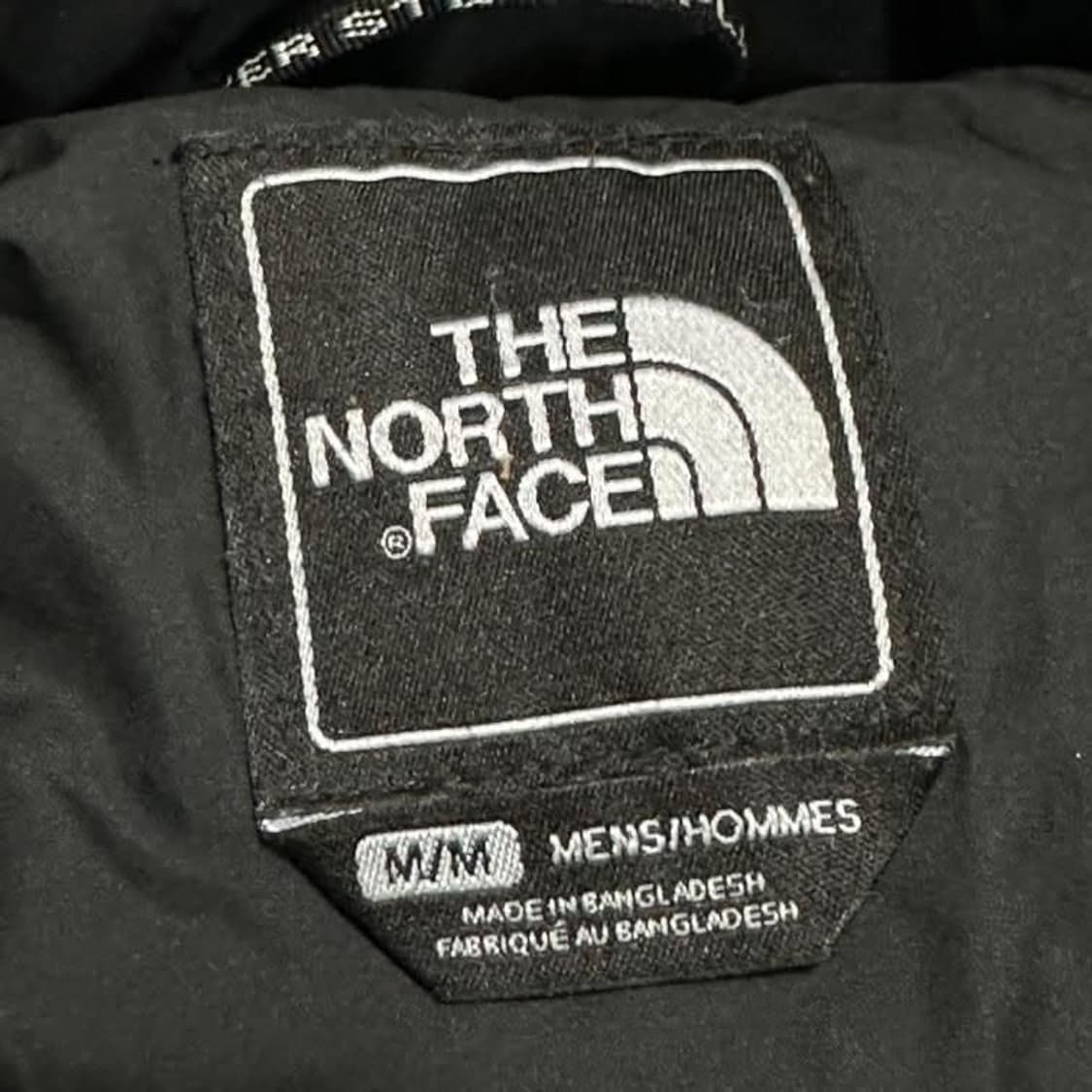 노스페이스 블랙 유광 700 눕시 패딩 상품이미지4