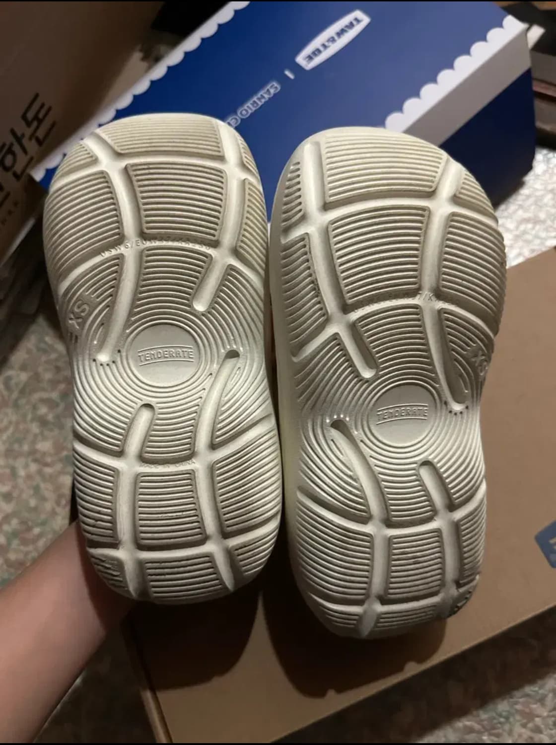 Zerovity Plumpy 토앤토 헬로키티 참 태그 SET 쪼리 상품이미지3