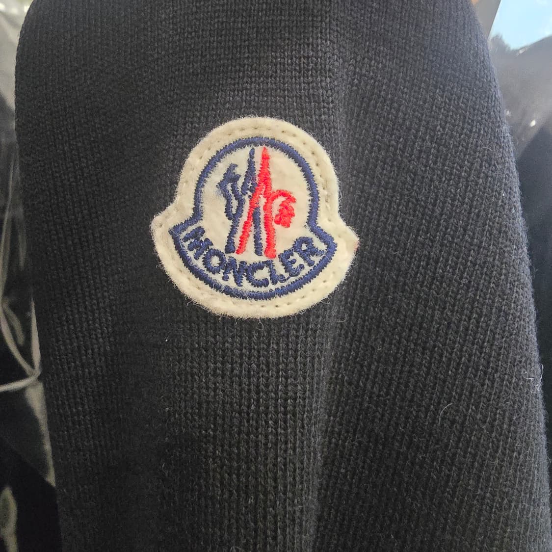 [중고/정품] 몽클레어 트리콧 니트 패딩 상품이미지3