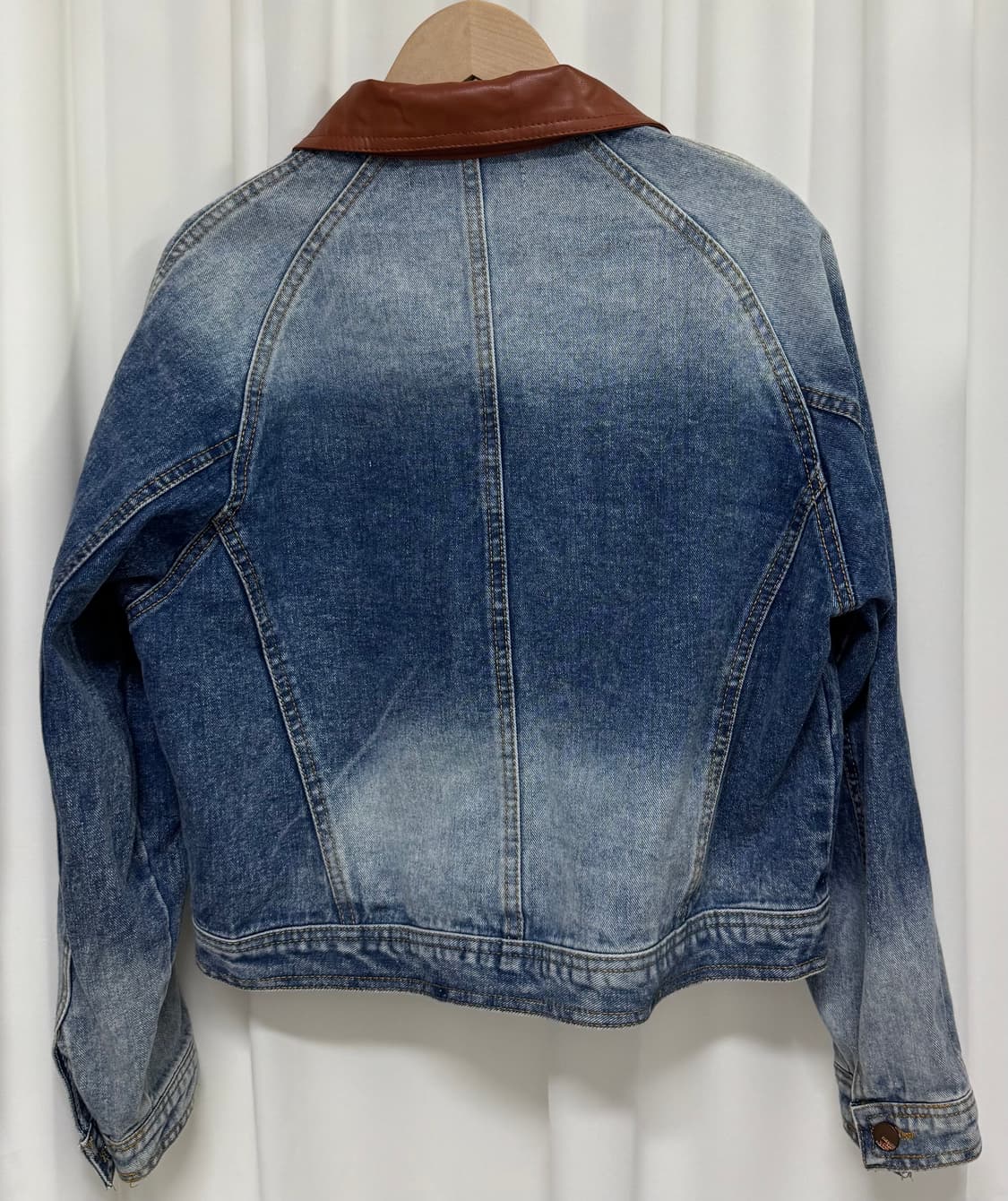 [새상품] L'ECCOVE 레코브 데님자켓 레더 카라 상품이미지7