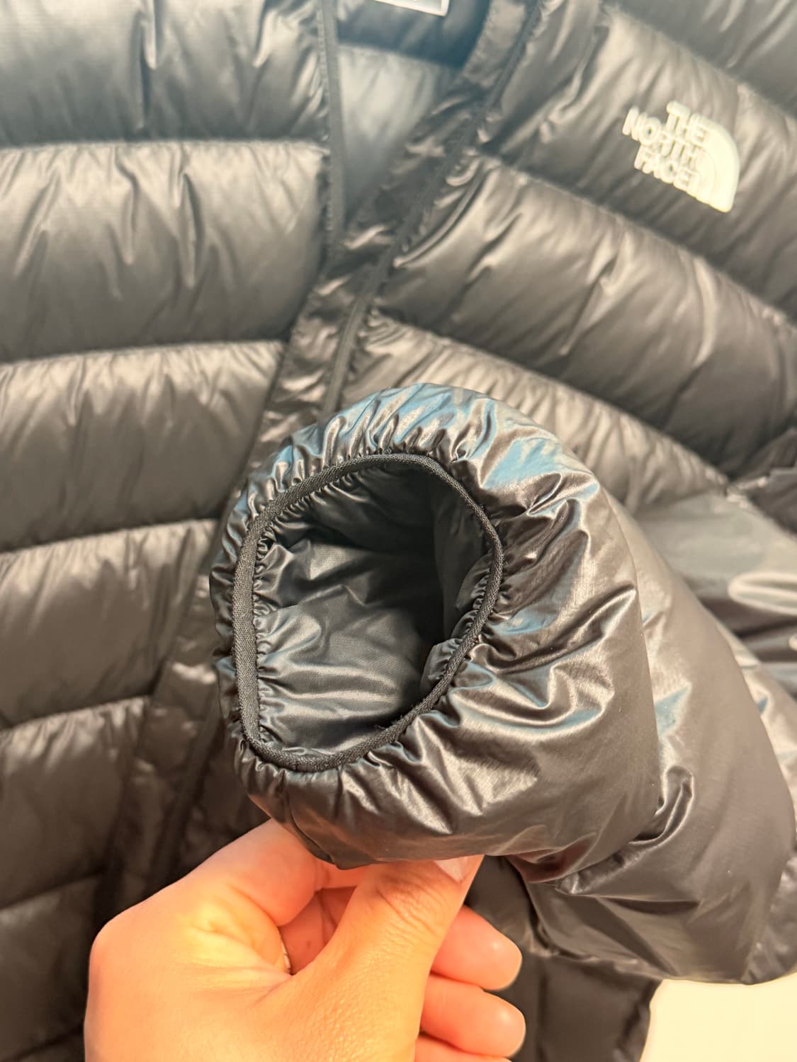 노스페이스 다운 후디 블랙(100) 상품이미지3