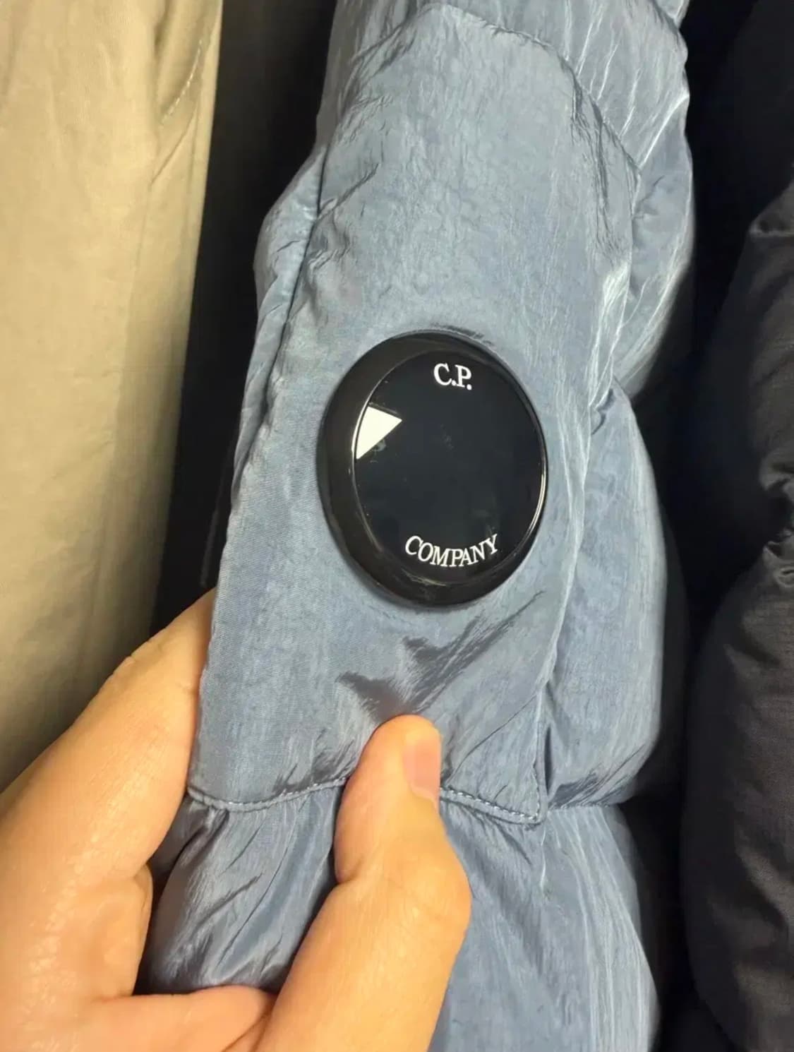 L CP컴퍼니 24FW 크롬R 패딩 토탈 스톤 블루 상품이미지6