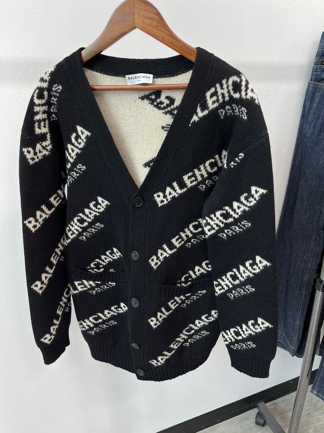 여) 발렌시아가 레터링 롱가디건  상품이미지2