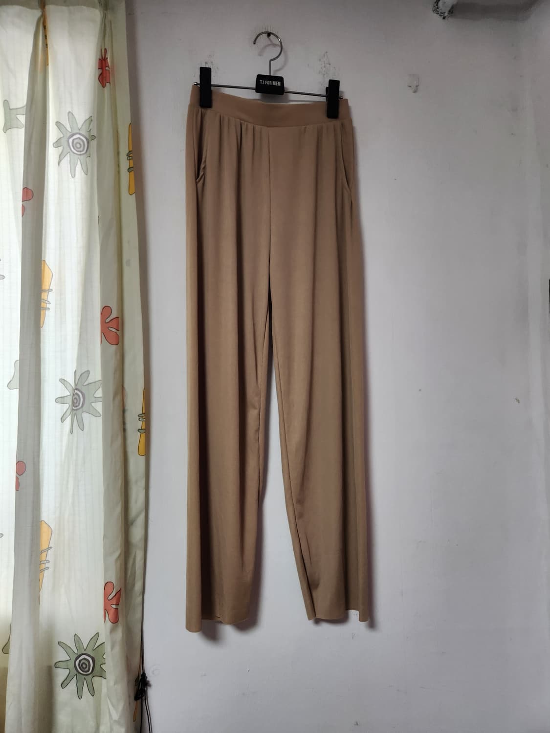 베이지색 허리밴딩  와이드 팬츠 F 상품이미지1