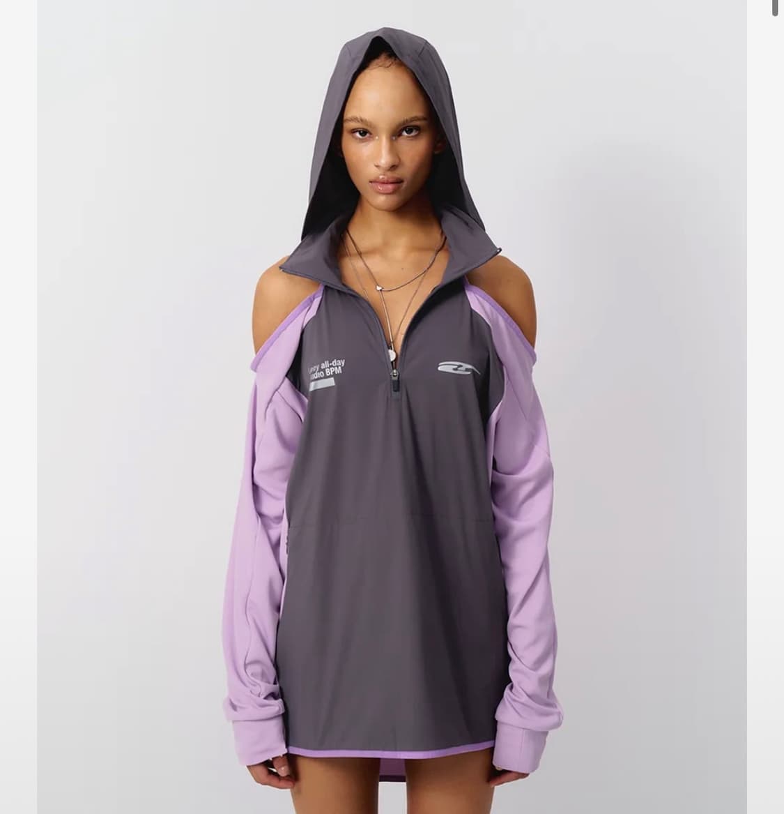 (무신사218,000) yeel sporty open shoulder 상품이미지2