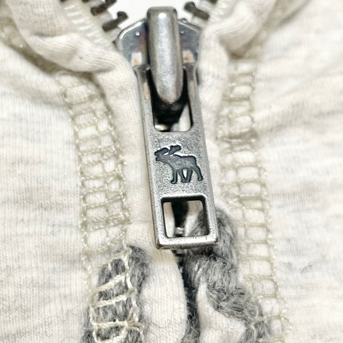 Abercrombie 아베크롬비 오트밀 딱붙 후드집업 아베후집 아베후드 상품이미지6