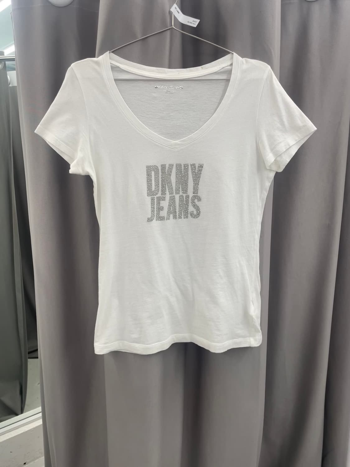 Dkny 브이넥 반팔 티셔츠  상품이미지1