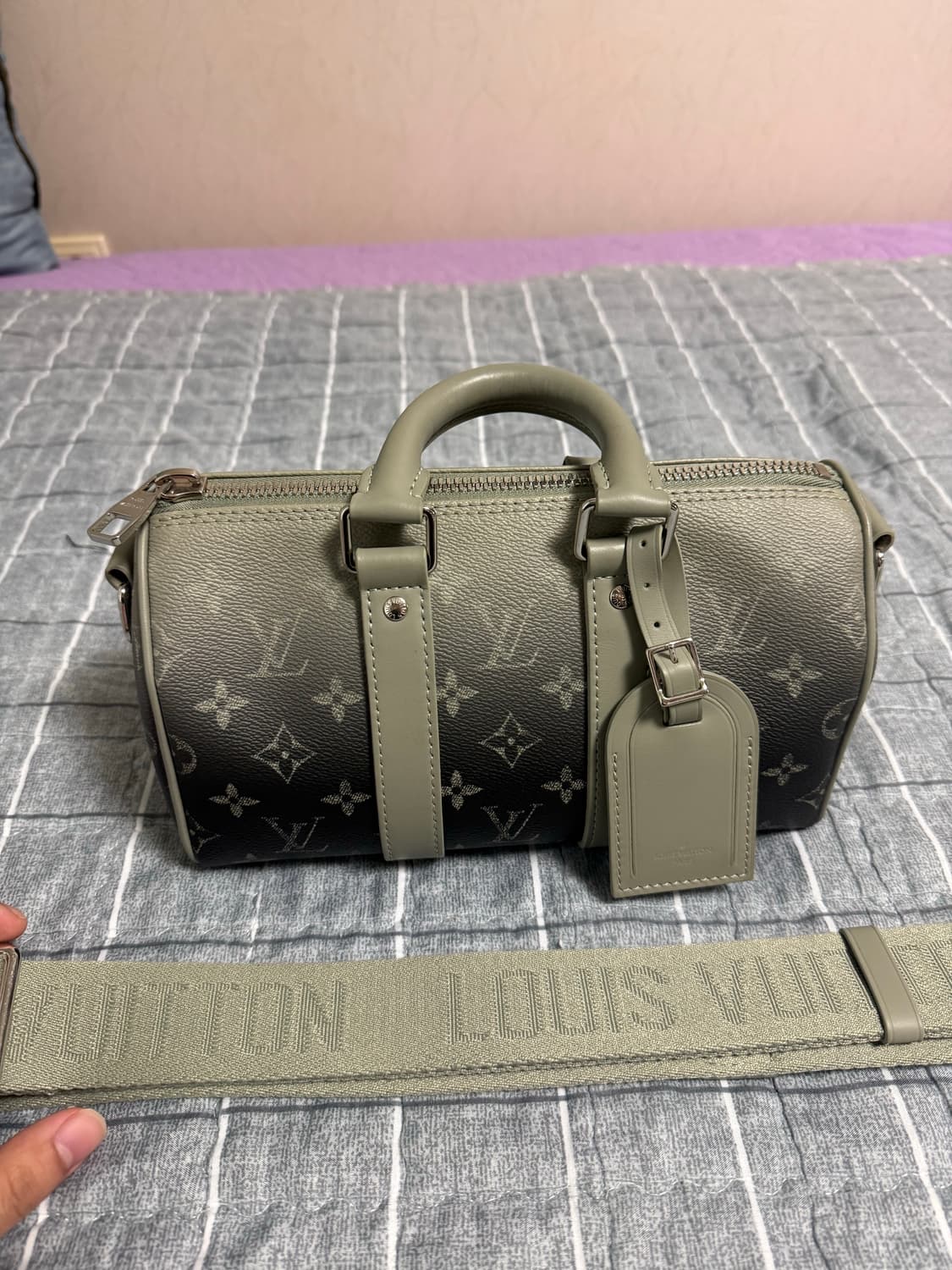 루이비통 모노그램 키폴 카키 반둘리에 25 민트급 상품이미지2