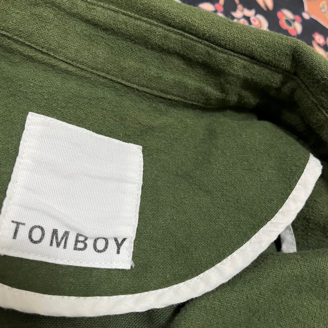 스튜디오 톰보이 하프넥 크롭 자켓 FREE 상품이미지6