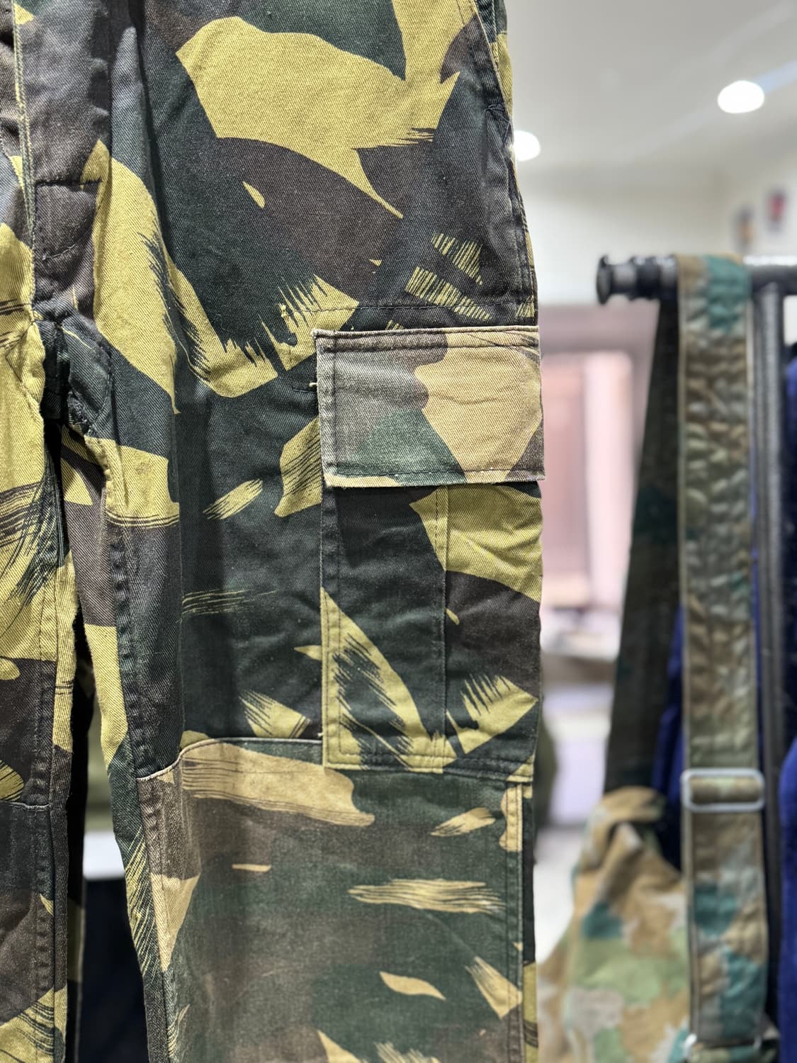 (초레어) 말레이시아군 M70 브러쉬 카모 팬츠 상품이미지3