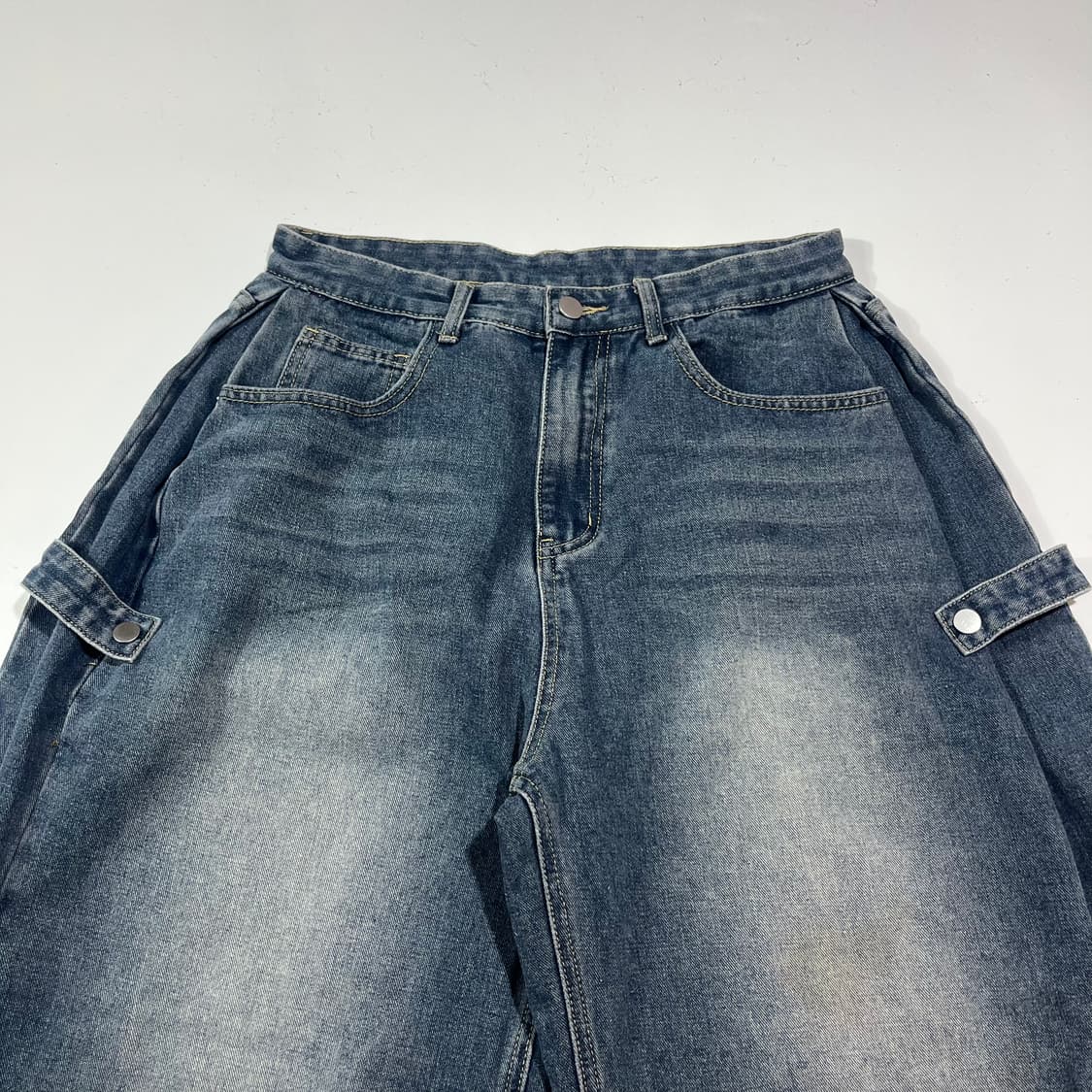 빈티지 워싱 와이드 벌룬 데님 팬츠 상품이미지3