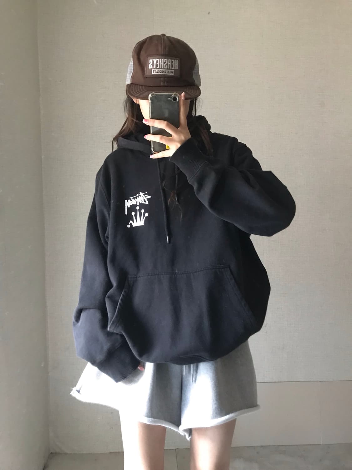스투시 블랙 크라운 후드티 상품이미지3